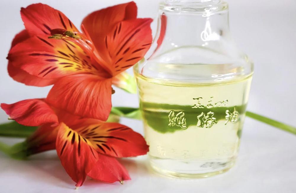 Sukin - Kurobara Aceite Puro de Flor de Camellia 